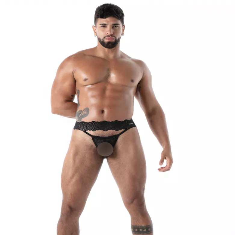 Le nouveau string ultra en dentelle fluide noire
