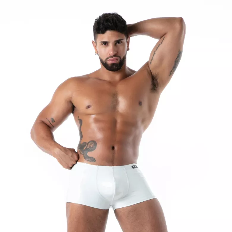 trunk in latex white